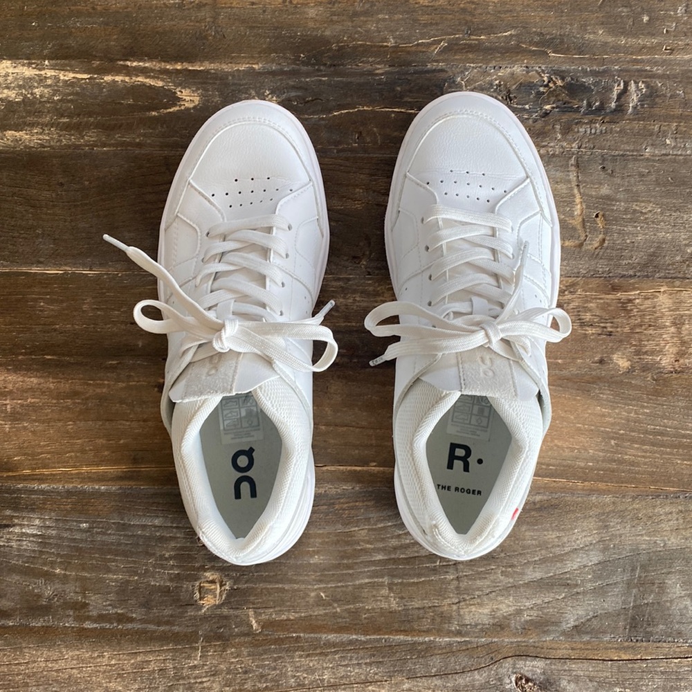 On Women’s Cloud Shoes The Roger
